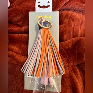 🧡10 for $20🧡 Heyday Tassel Keychain USB cable/ multicolored